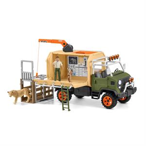 Schleich Large Animal Rescue Truck